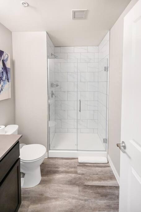 2Br Unit In The Heart Of Dt On Playhouse Square, With Pool And Gym Access-1106 Apartment Cleveland Bagian luar foto